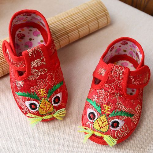 生肖红鞋属相（生肖红鞋属相禁忌有哪些）
