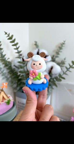 生肖属相自粘画(生肖属相自粘画多久换一次最好看?)