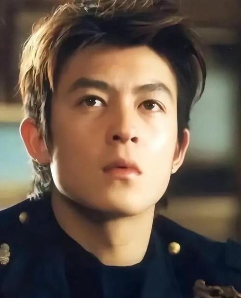 陈冠希什么生肖属相的(陈冠希属什么生肖?一文看懂)