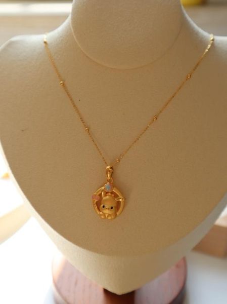 生肖属相项链狗（生肖属相项链狗怎么选？5分钟学会挑选黄金萌宠吊坠✨）