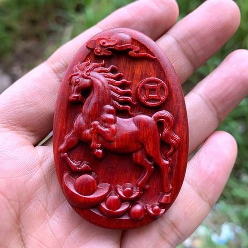 生肖属相马转运挂件(生肖马转运挂件佩戴禁忌)