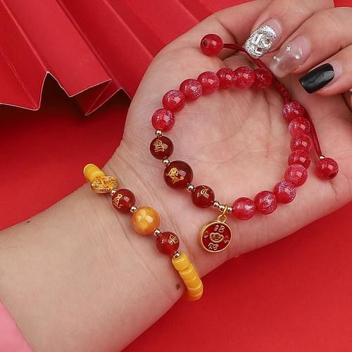 生肖属相串珠材料(生肖属相串珠手链怎么选材质)