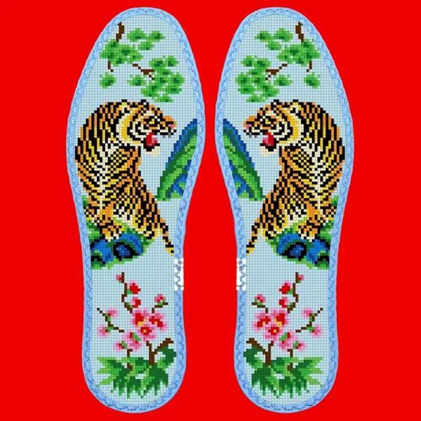 生肖属相手工鞋垫(生肖属相手工鞋垫初学者怎么做)
