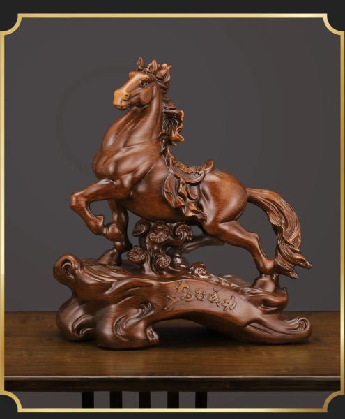 马生肖属相摆件（马生肖属相摆件开光吉日怎么挑）