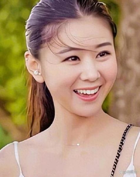 李小萌的生肖属相(李小萌生肖属相是什么?)