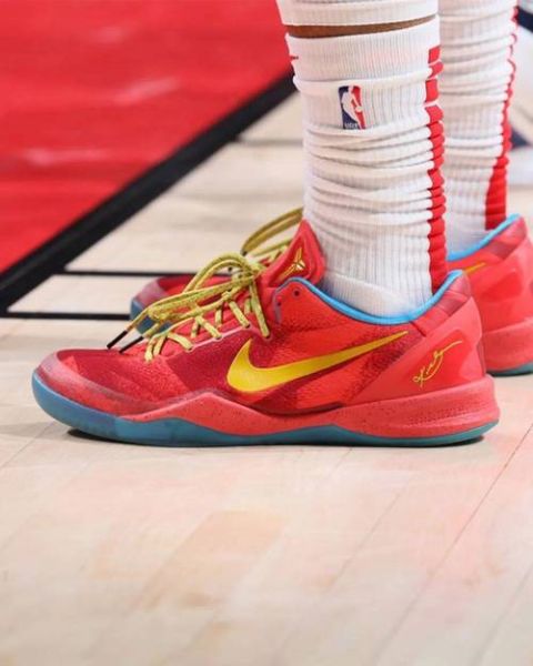 科比生肖属相（科比生肖属相是什么？）