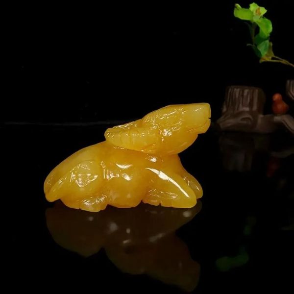 黄玉属相生肖摆件(黄玉12生肖摆件真的能招财吗?)