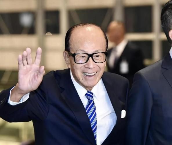 李嘉诚生肖属相是什么（李嘉诚的生肖属相是什么？）