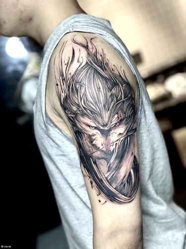 小臂生肖猴属相纹身(小臂生肖猴纹身图案设计指南)