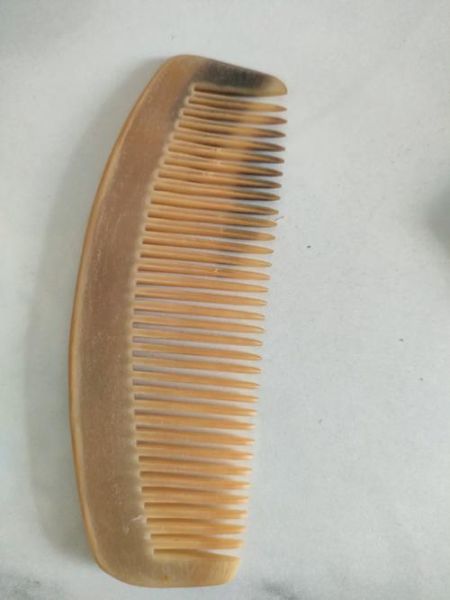 生肖属相牛角梳(生肖属相牛角梳买错了会冲太岁吗)