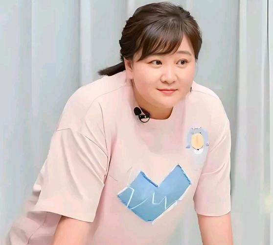 贾玲生肖属相(贾玲生肖属相是什么生肖)