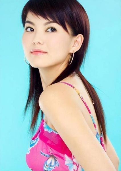 李湘属什么生肖属相(李湘生肖揭秘:她到底属什么?)