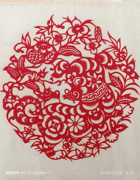 生肖属相剪纸（生肖属相剪纸教程怎么选纸张）