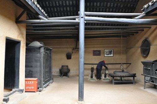 刘少奇生肖属相（刘少奇生肖是什么？一文秒懂）