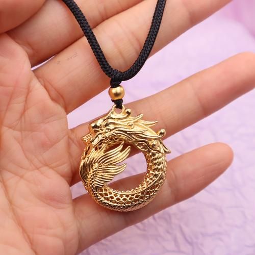 生肖属相戴什么（生肖属相龙戴什么最旺财）