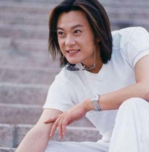 曹颖老公属什么生肖属相（曹颖老公王斑属什么生肖）