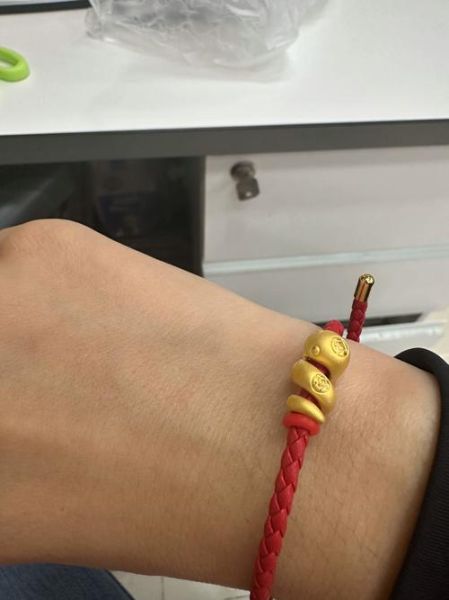 生肖属相金子手链（生肖属相金子手链怎么选最合适）