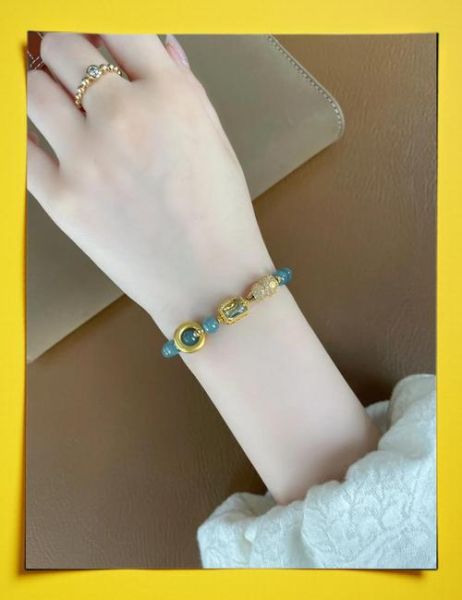 属相吊坠 手链生肖狗（属狗手链怎么选款式最吉利？）