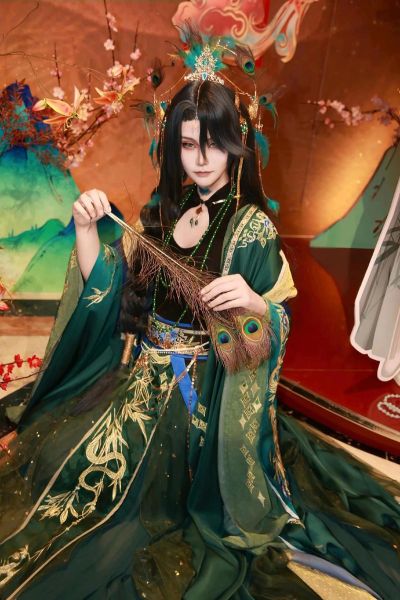 文丑属什么生肖属相(文丑属什么生肖属相揭秘)