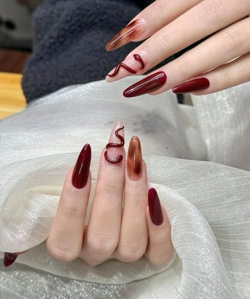 生肖属相美甲图片(2024蛇年属相美甲图片教程)