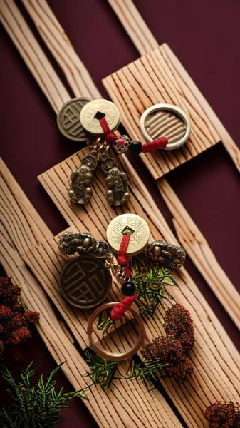 属相挂链十二生肖（属相挂链十二生肖怎么挑）