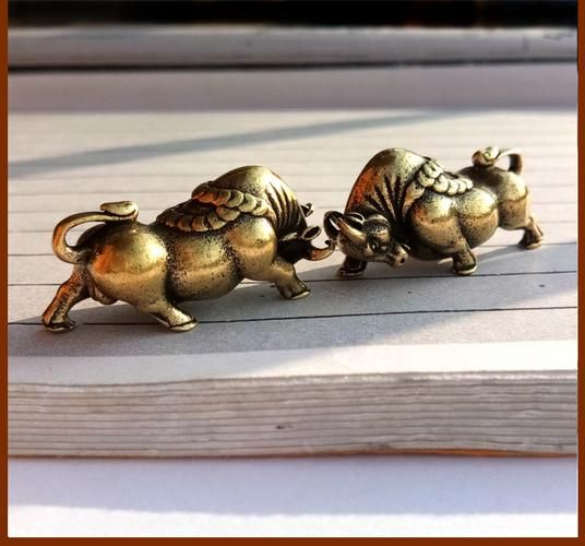 生肖属相汽车钥匙扣(属牛生肖钥匙扣选哪款最招财🐮💸)