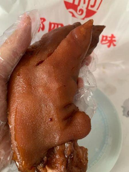 生肖属相猪爱贪玩(属猪贪玩怎么办?3个妙招帮大猪蹄子收心)