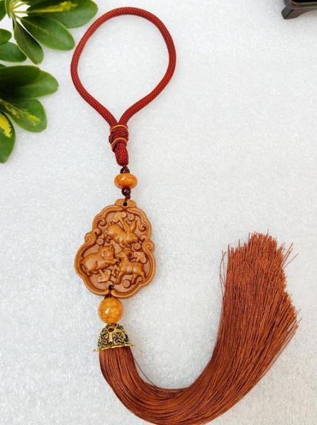 生肖属相桃木车饰(桃木生肖车饰挂在哪个方位最招财?)