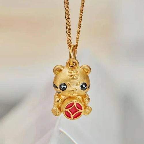 属相虎戴什么生肖招财（属虎戴什么生肖招财最好？）