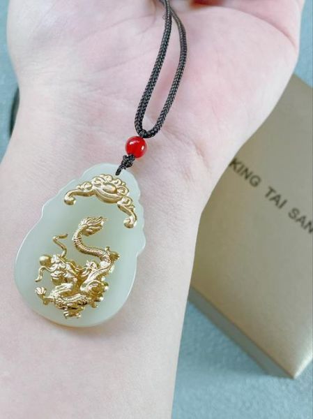 属相吊坠 生肖龙（属龙戴什么生肖吊坠最旺🐉）