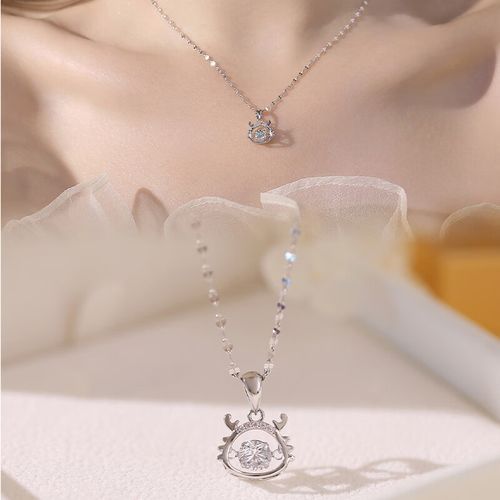 生肖属相锁骨链（生肖属相锁骨链哪个好看又便宜）